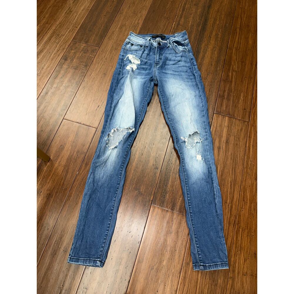 Stylish Women's Kancan Denim Skinny Jeans - Size 1 (24 Waist)